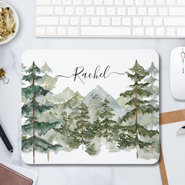 Elegante Monogram Wasserfarbene Pine Forest Mounta Mousepad (In situ)