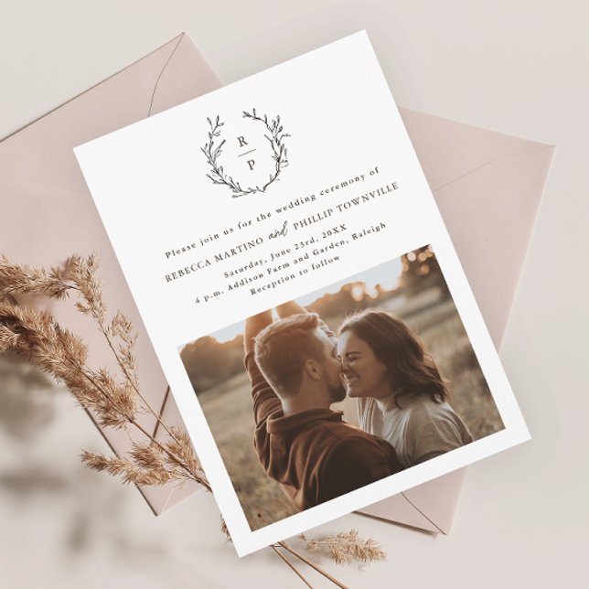 Elegante Monogramm Schwarz-Weiß-Feierliche Hochzei Einladung (Von Creator hochgeladen)