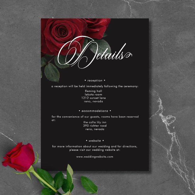 Elegante Moody Blood Rote Rosen Blumendetails Begleitkarte (Elegant Moody Blood Red Roses Floral Details Enclosure Card)