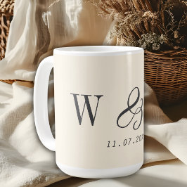 Elegante natürliche Creme erste Hochzeit Paare Kaffeetasse