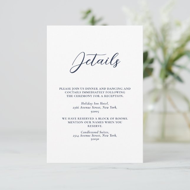 Elegante Navy Blue & White Simple Wedding Begleitkarte (Stehend Vorderseite)