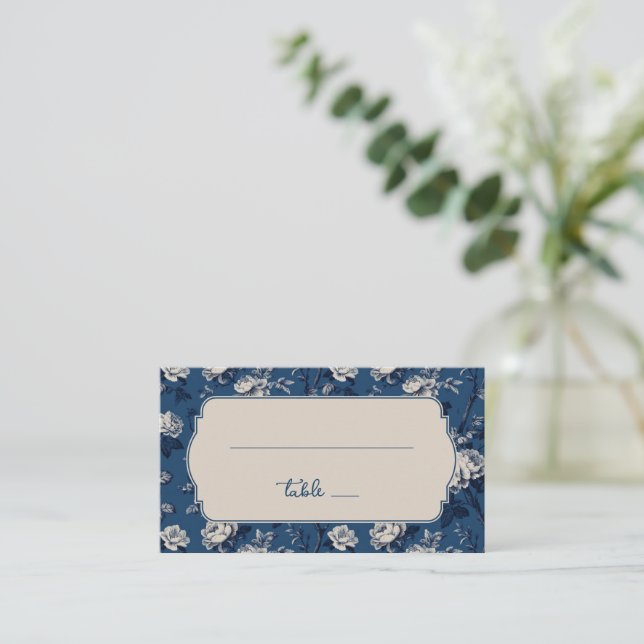 Elegante Navy-Blumen Platzkarte (Stehend Vorderseite)