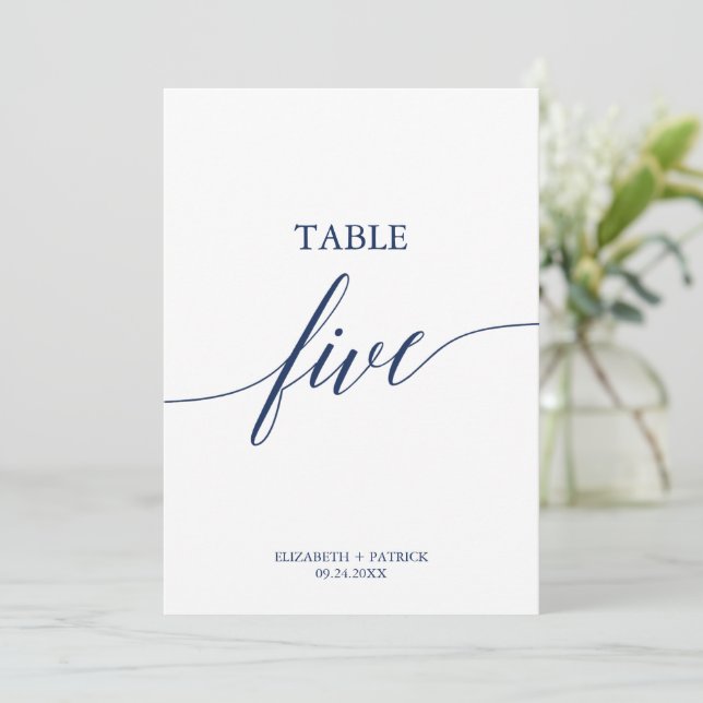 Elegante Navy Calligraphy Table Five Tischnummer (Stehend Vorderseite)
