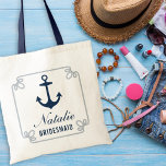 Elegante Navy Nautical Wedding Bridesmaid Tragetasche<br><div class="desc">Eine maßgeschneiderte Hochzeitsüberführung mit Totttasche mit marineblau Anker,  dekorativem nautischen Seilrahmen und elegantem,  individuellem Text,  der mit dem Namen und der Rolle der Person in Ihrem Brautparty personalisiert werden kann.</div>