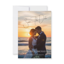 Elegante neutrale Magnolien-Hochzeit im Blumenstil