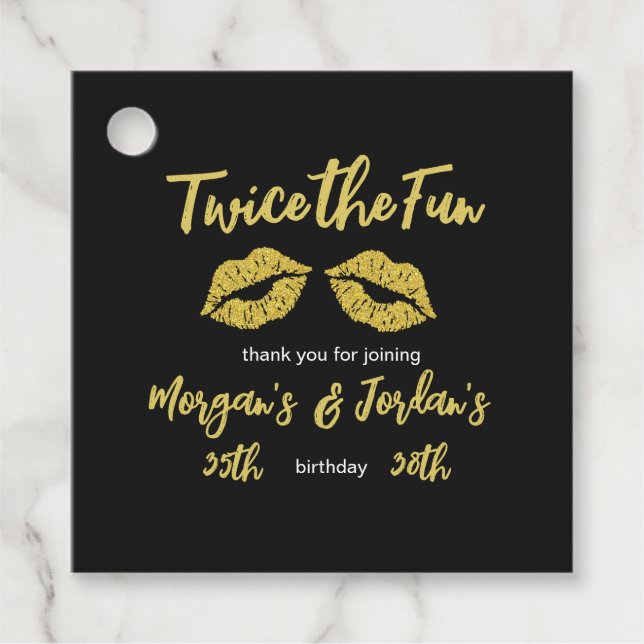 Elegante Paare Black Gold Kisses Joint Geburtstag Geschenkanhänger (Vorderseite)