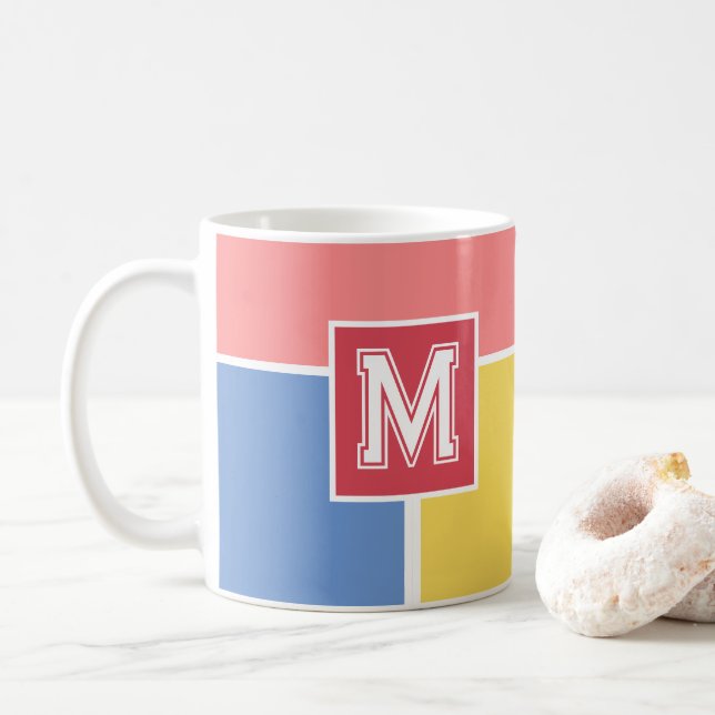 Elegante Pastel Monogram Morning Tasse (Mit Donut)