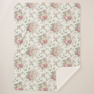 Elegante Pastellrosen im Shabby-Chic-Stil Sherpadecke