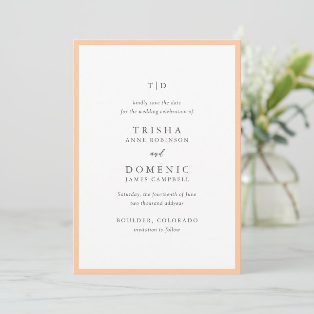 Elegante Peach Monogram Moderne Hochzeit Save The Date (Stehend Vorderseite)