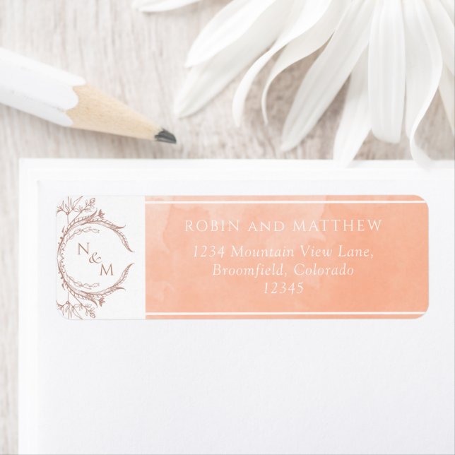Elegante Peach Watercolor Monogram Rücksendeadress (Insitu)