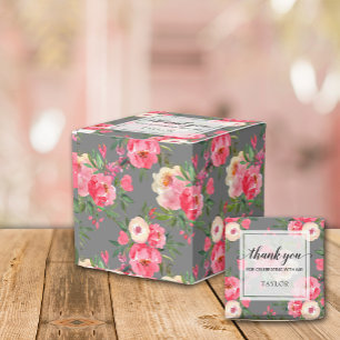 Elegante Peonies on Gray Geschenkschachtel
