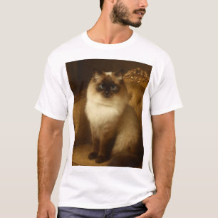 Elegante persische Katze auf Extravagantem Sofa T-Shirt
