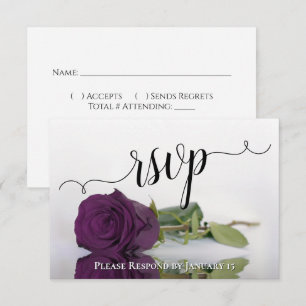 Elegante Pflaume Lila reflektierende Rose Chic Wed RSVP Karte