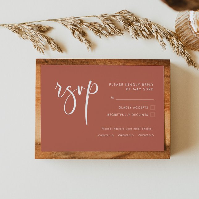 Elegante Red Clay RSVP Karte mit Auswahl an Mahlze (Von Creator hochgeladen)