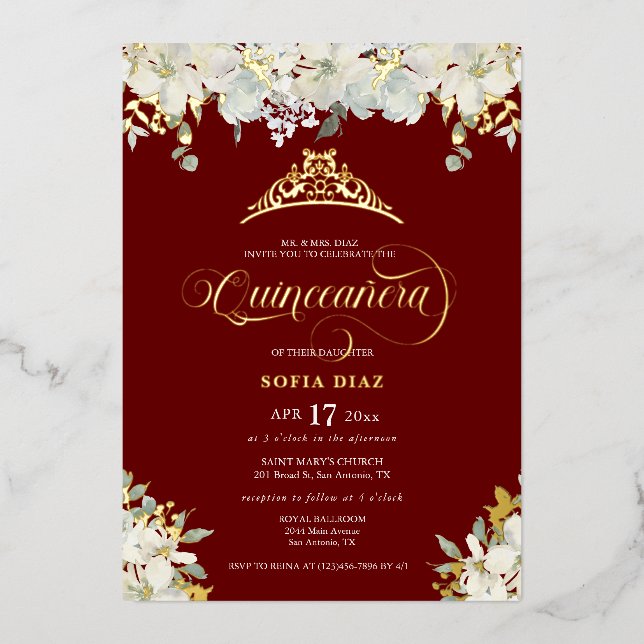 Elegante Red Quinceañera Floral Gold Folieneinladung (Vorderseite)