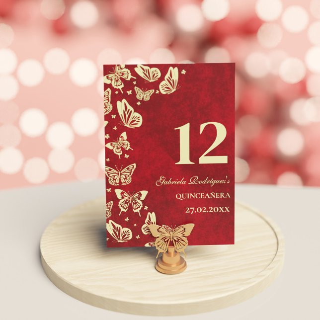 Elegante Red Quinceañera Gold Schmetterlinge Sitzp Tischnummer (Elegant Red Quinceañera Gold Butterflies Seating Table Number)