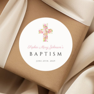 Elegante religiöse rosa florale Kreuz-Taufe Runder Aufkleber
