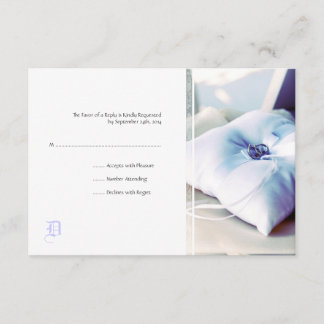 Elegante Rin Pillow Wedding RSVP Card Karte