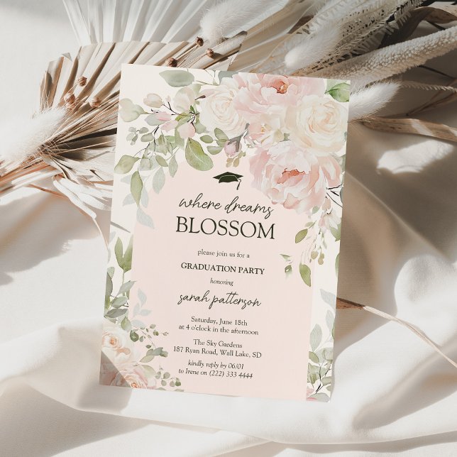 Elegante rosa Blumen-Abschlussfeier Einladung (Von Creator hochgeladen)