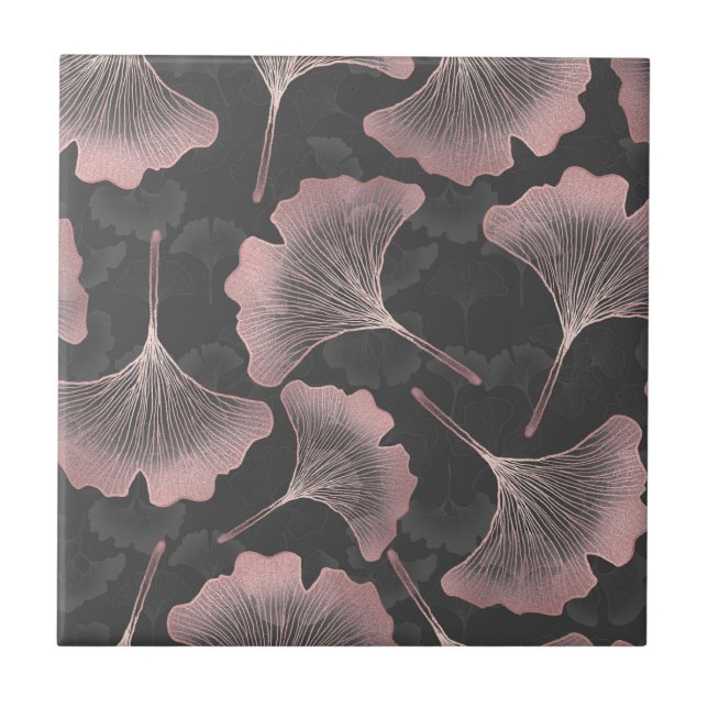 Elegante rosa Ginkgoblätter auf schwarzem Hintergr Fliese (Vorderseite)