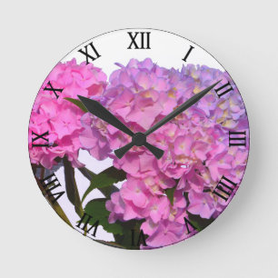 Elegante, rosa, lila Blumendörfchen Hydrangeas Runde Wanduhr