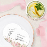 Elegante Rosa Rose Gold Bridal/Baby Dusche<br><div class="desc">Eleganter Untersetzer mit wunderschönen Blumendetails in Rosa und Rose in Goldtönen. Moderne handgeschriebene Kalligrafiedetails. Die Möglichkeit,  Text zu Babydusche oder Dusche zu wechseln,  indem Sie Textbox zur Verfügung gestellt. Teil unserer Kollektion "Elegance in Pink,  Blush and Rose Gold Floral" mit einer Vielzahl von Produkten zur Koordination. Vollständige Sammlung: https://www.zazzle.com/collections/pink_rose_gold_floral_bridal_shower_brunch-119151599805719585</div>