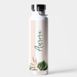 Elegante rosa Streifen tropische Brautjungfrau Trinkflasche<br><div class="desc">Elegante rosa Streifen tropische Brauerei Wasser Flasche. Bridesmaid Geschenkidee. Matching-Elemente sind verfügbar.</div>