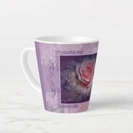 Elegante Rosa und Latte Tasse