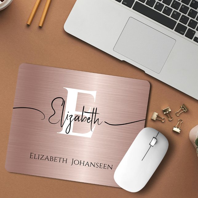 Elegante Rose Gold Brushed Metal Mit Monogramm Mousepad (Von Creator hochgeladen)