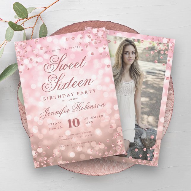 Elegante Rose Gold Glam Lights Foto Sweet 16 Einladung (Elegant Rose Gold Glam Lights Photo Sweet 16 Invitation)