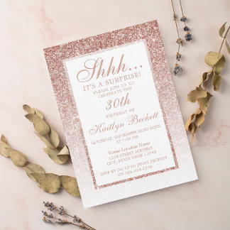 Elegante Rose Gold Glitzer Überraschung Geburtstag Einladung
