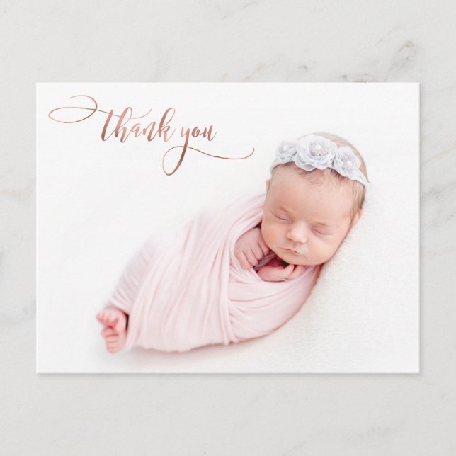 Elegante Rose Gold Script New Baby Foto Vielen Dan Postkarte (Vorderseite)