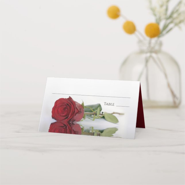 Elegante Rote Rose Elegantes Hochzeitstichtraining Platzkarte (Vorderseite)