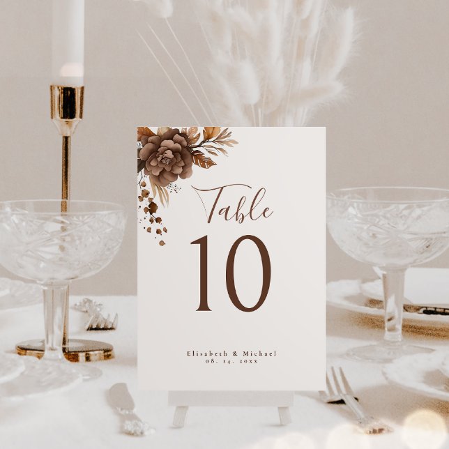 Elegante Rustic Boho Tischnummer (Elevate your wedding experience with our beautifully designed minimalist table number card.)