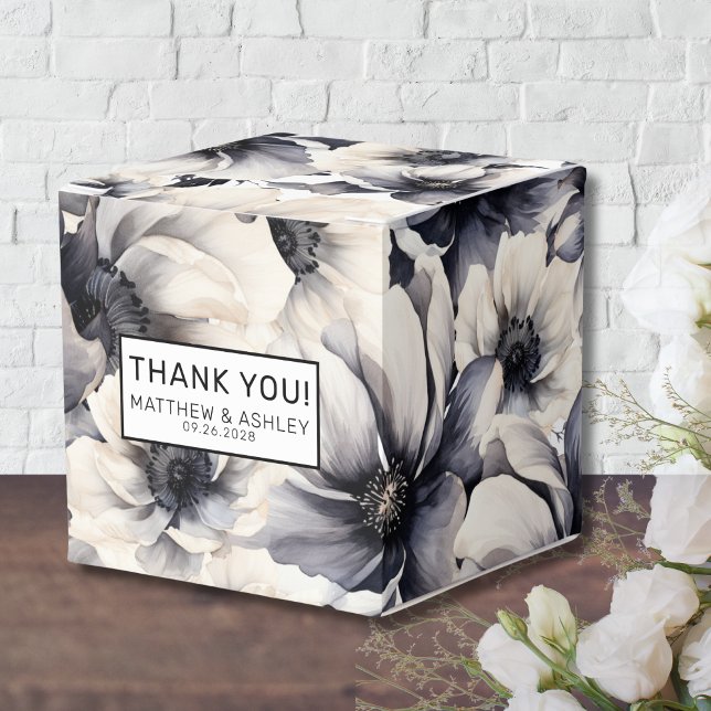 Elegante rustikale Schwarz-weiße Blumenhochzeit Geschenkschachtel (Simple Elegant Modern Floral Black White Wedding Favor Boxes)