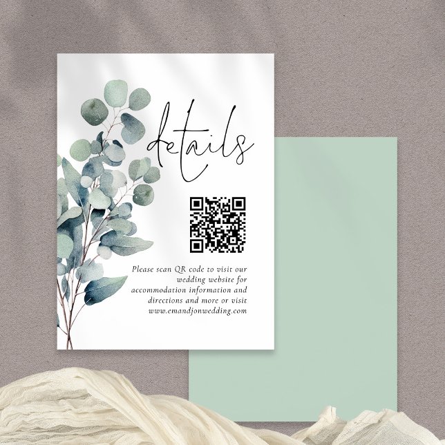 Elegante Sage Eucalyptus QR Code Hochzeitdetails Begleitkarte (Front and back view)