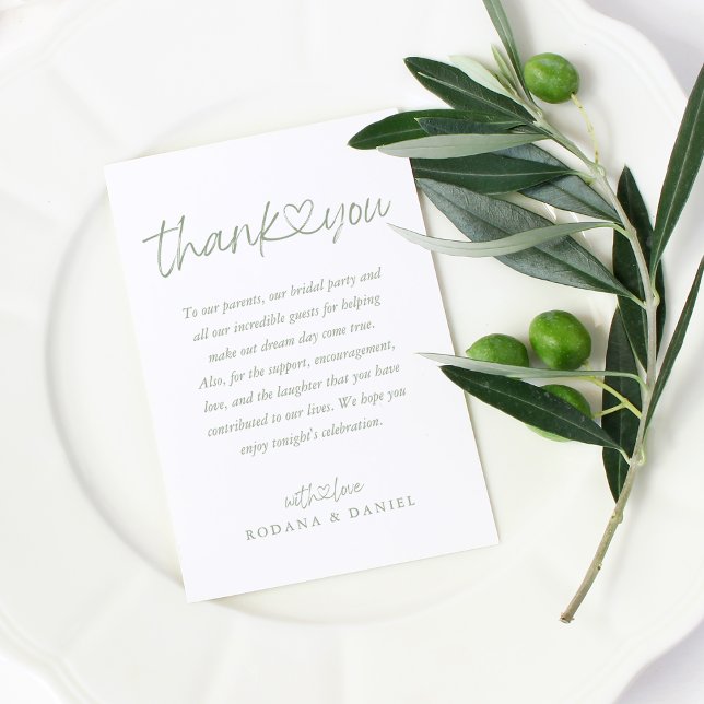 Elegante Sage Green Calligraphy Heart Wedding Platzkarte (Elegant Sage Green Calligraphy Heart Wedding Place Card)