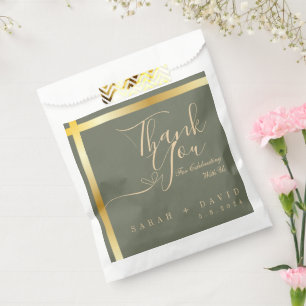 Elegante Sage Green mit Gold Stripe Wedding Geschenktütchen