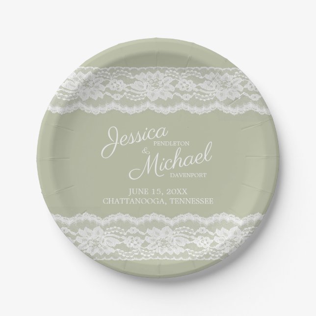 Elegante Sage Green White Lace Wedding Pappteller (Vorderseite)