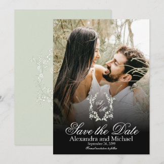 Elegante Salbeigrüne Monogramm-Wappen-Foto-Overlay Save The Date