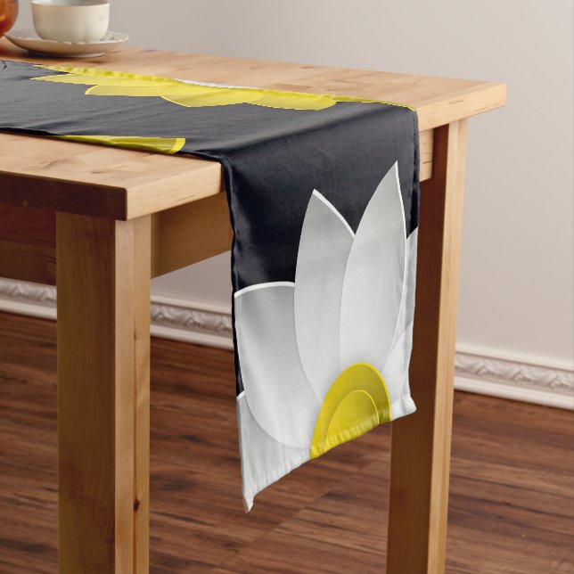 Elegante, schicke Blütenkirche Sonnenblume Blossom Kurzer Tischläufer (Beispiel)