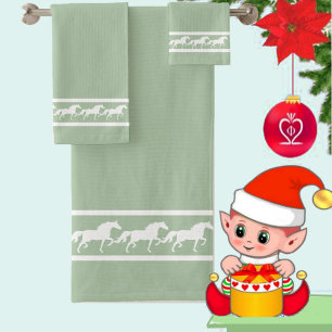 Elegante, schicke weiße Pferde auf Lorbeergrün Badhandtuch Set