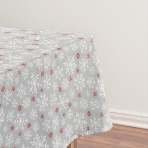 Elegante Schneeflocken, weiß und rot auf grau Tischdecke