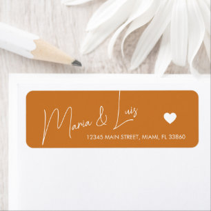 Elegante Schrift Terrakotta-Tan-Herz-Hochzeitsetik