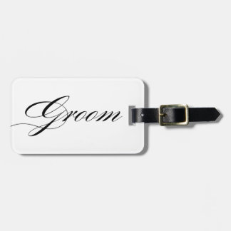 Elegante Schriftart für Gepäckanhänger des Bräutig
