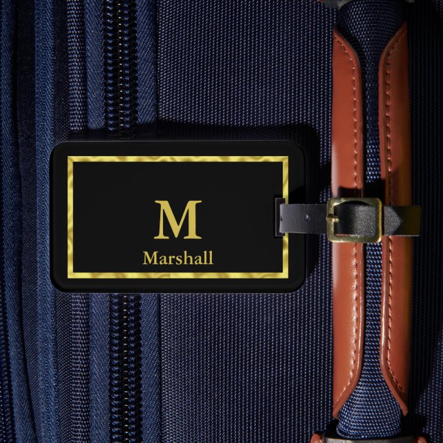 Elegante Schwarz/Gold Monogramm und Namensvorlage Gepäckanhänger (Vorderseite Insitu 4)