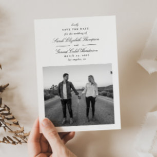 Elegante Schwarz-Weiß-Formkalligraphie Save The Date