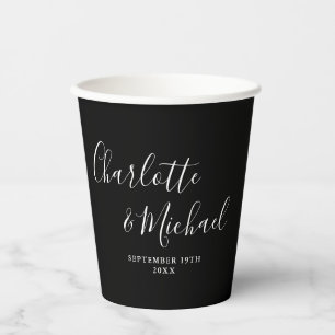 Elegante Schwarz-Weiß-Signatur-Schrift Hochzeit Pappbecher