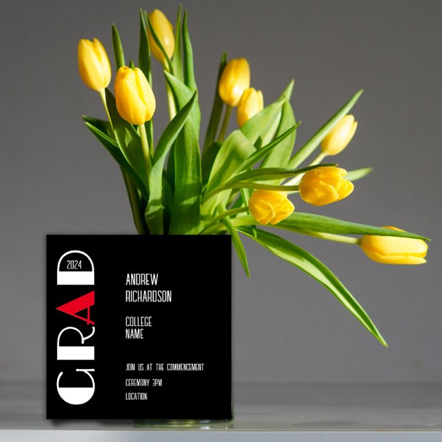 Elegante Schwarz-weiße Typografie-Graduierte mit F Ankündigung (Von Creator hochgeladen)