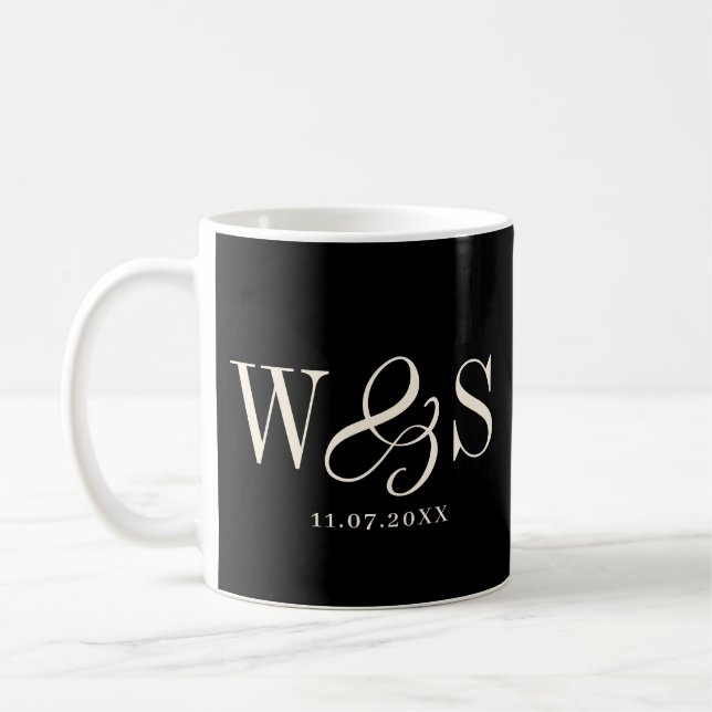 Elegante schwarze Erstehelichtspaare Kaffeetasse (Links)